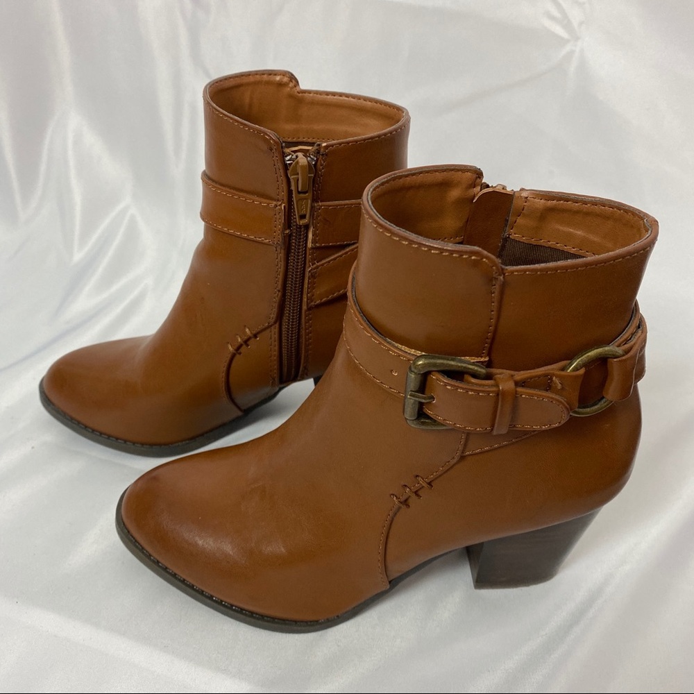 G.H. Bass & Co Felicia Heeled Booties, sz 5.5
